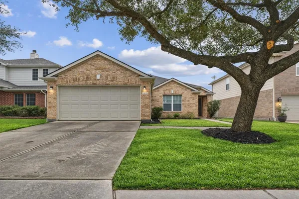 $1,950 | 18110 Jills Way Lane, Cypress, TX 77429