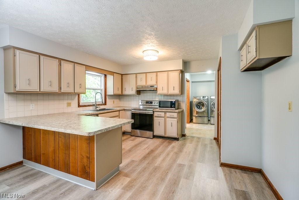 310 Leatherman Road Wadsworth, OH 44281 - Photo 4 of 35 Gallery Image 4