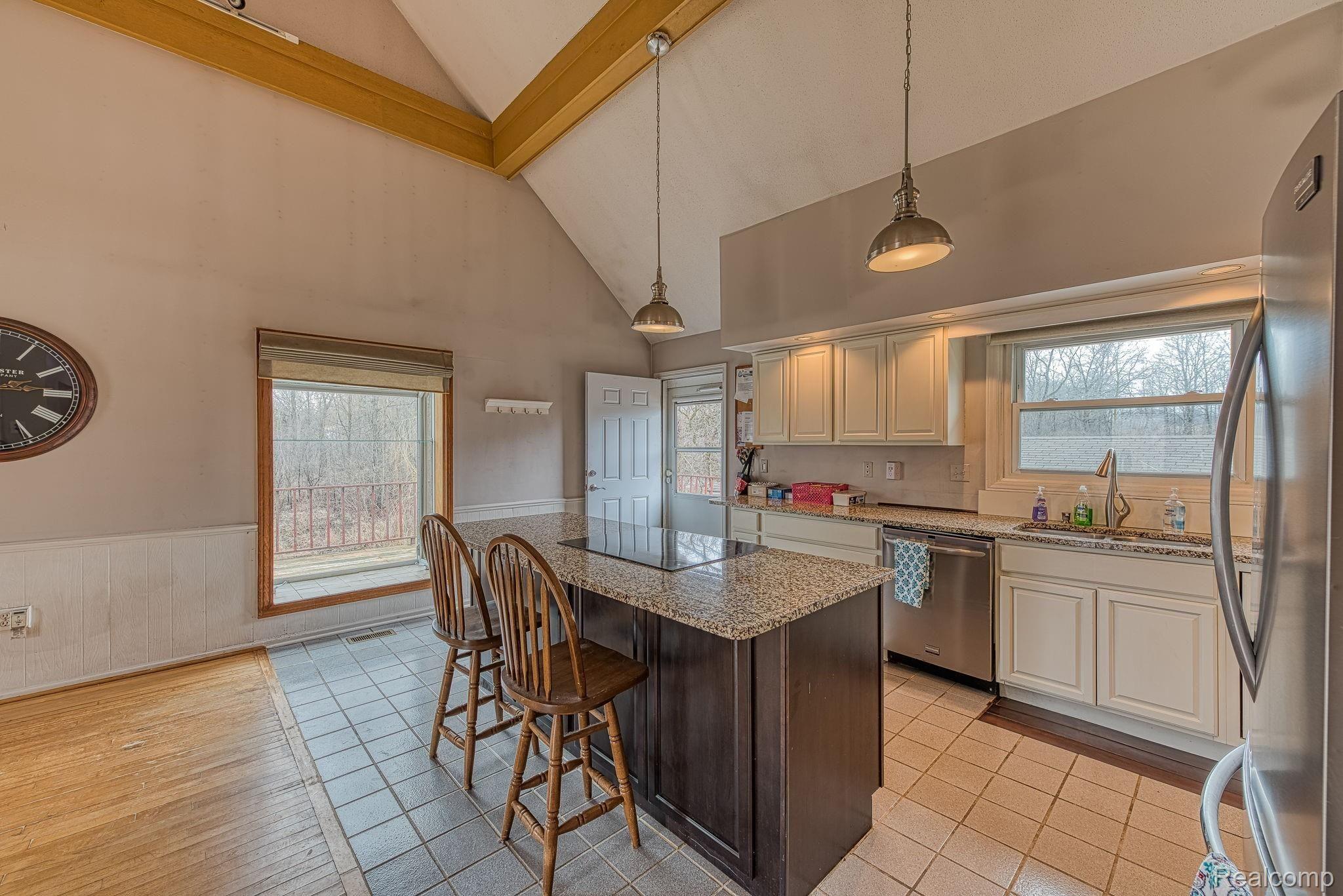 4369 Springbrook Road Jackson, MI 49201 - Photo 5 of 41 5-web-or-mls-4369 Springbrook-029_5.jpg