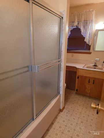 $265,000 | 1185 Phelps Circle, Mountain Home, ID 83647