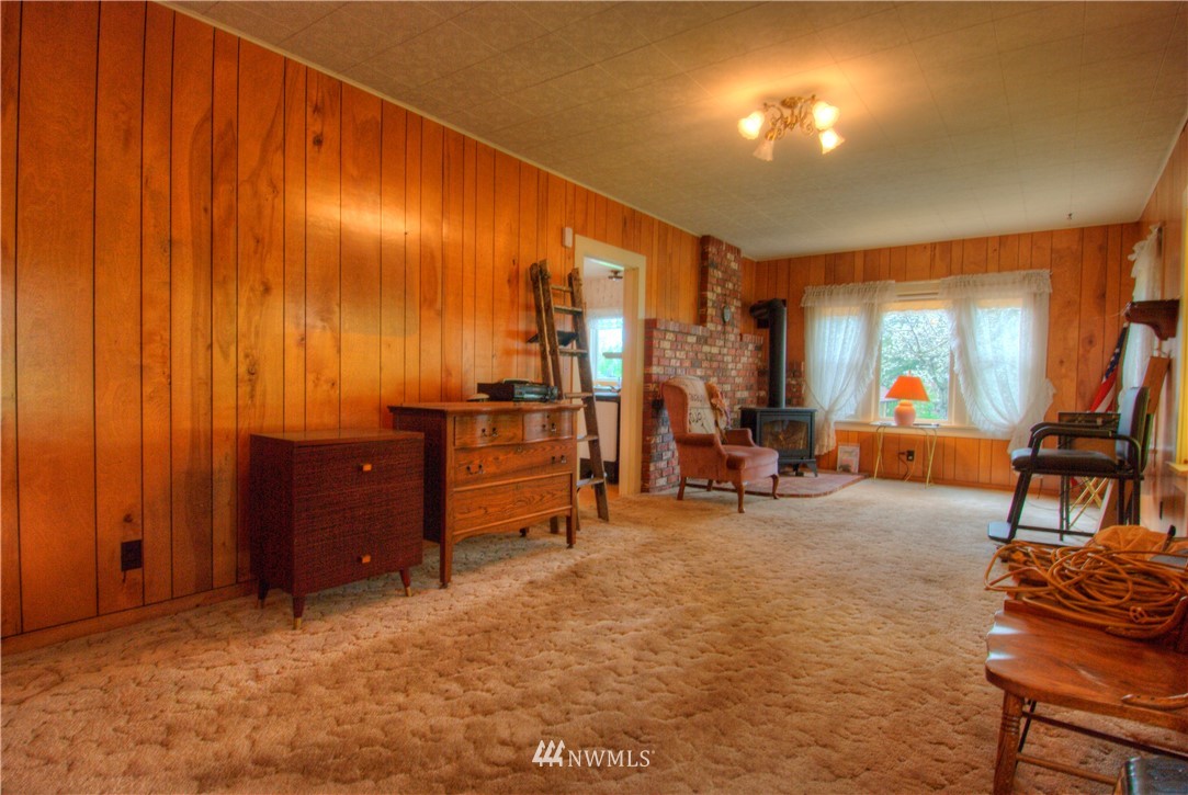 4079 South Pass Road Everson, WA 98247 - Photo 16 of 35 a view of workspace