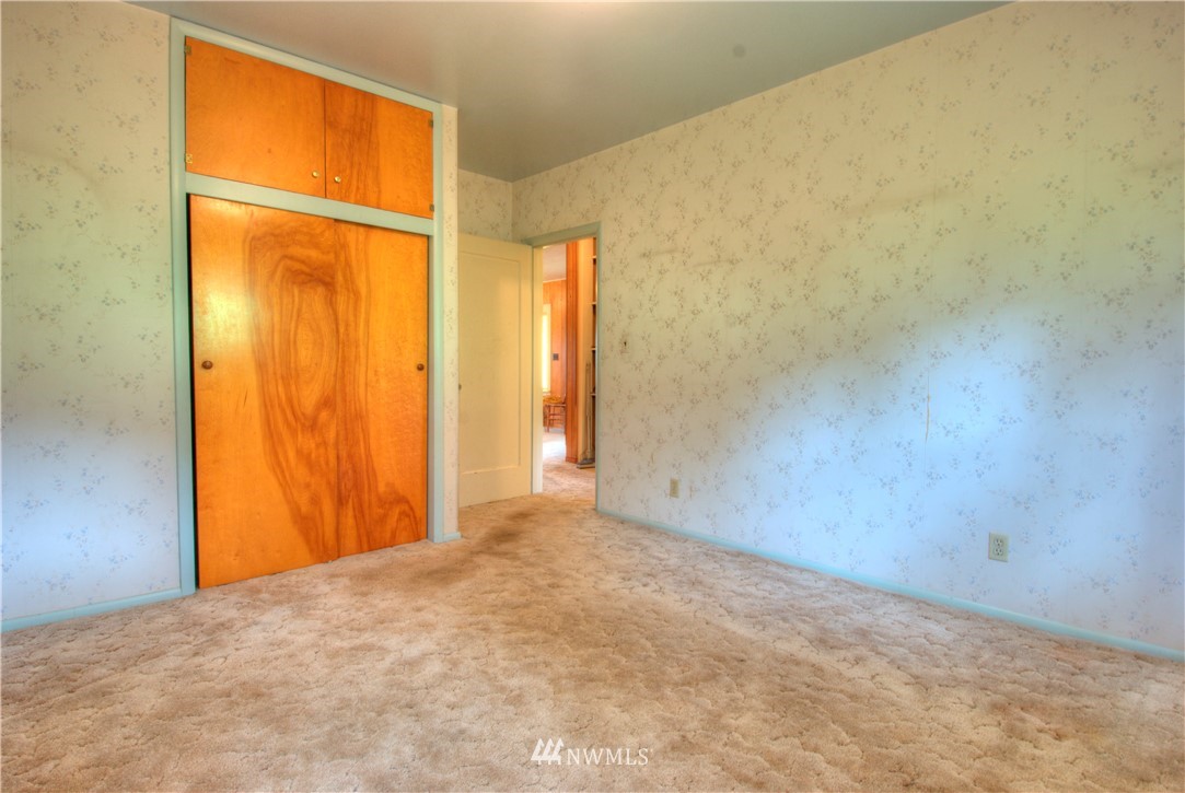 4079 South Pass Road Everson, WA 98247 - Photo 18 of 35 a view of an empty room