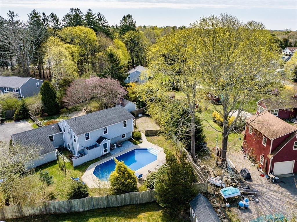 8 Elizabeth Road Bourne, MA 02559 - Photo 30 of 34