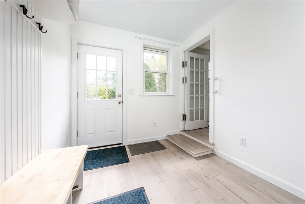 8 Elizabeth Road Bourne, MA 02559 - Photo 6 of 34