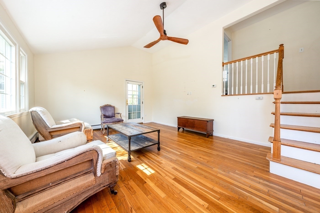 8 Elizabeth Road Bourne, MA 02559 - Photo 10 of 34