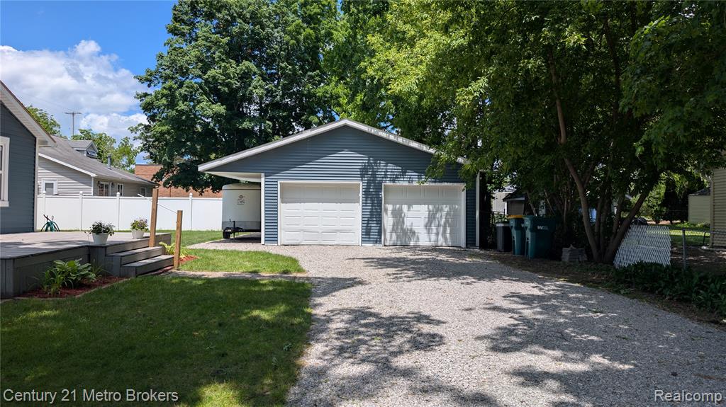 301 Mill Street Flushing, MI 48433 - Photo 27 of 33