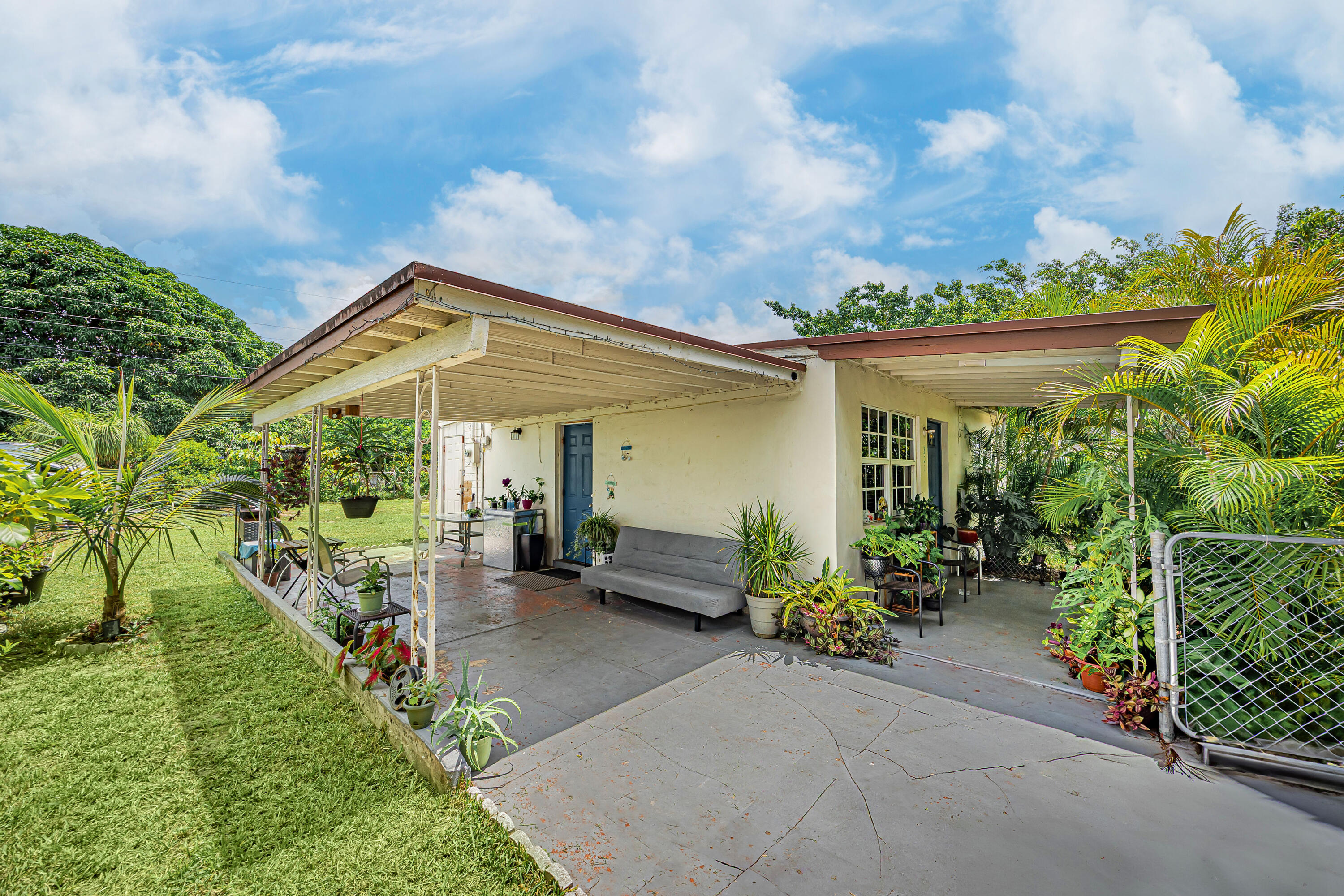 301 Mentone Road Lake Worth, FL 33462 - Photo 1 of 19 301 MENTONE RD