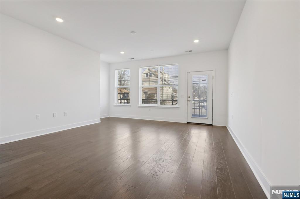 379 Main Street Little Falls, NJ 07424 - Photo 13 of 44