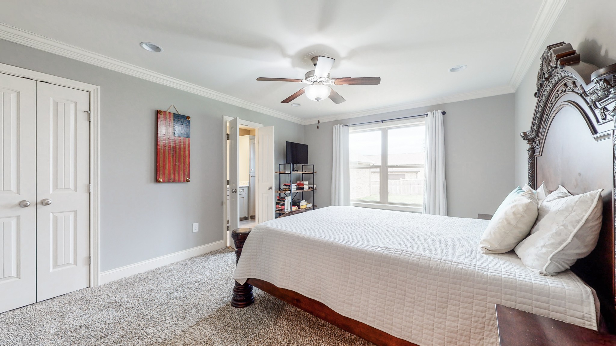 6620 Murfreesboro Road Lebanon, TN 37090 - Photo 20 of 55 a bedroom with a bed and a window