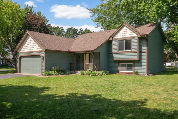 $375,000 | 10810 Packard Street Northeast, Circle Pines, MN 55014
