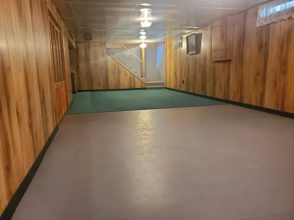 a view of a room with an empty space