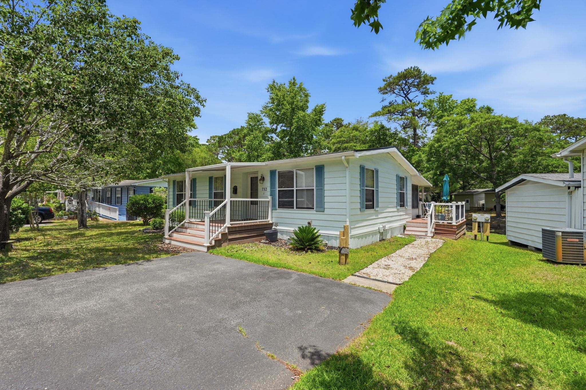 732 Raleigh Trail Murrells Inlet, SC 29576 - Photo 4 of 45