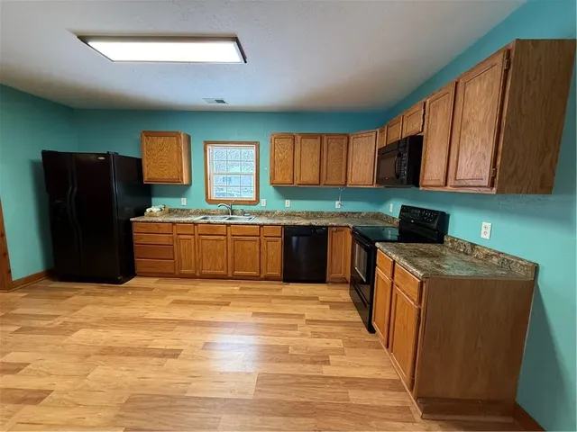 $125,000 | 428 Walnut Street, Guilford, MO 64457