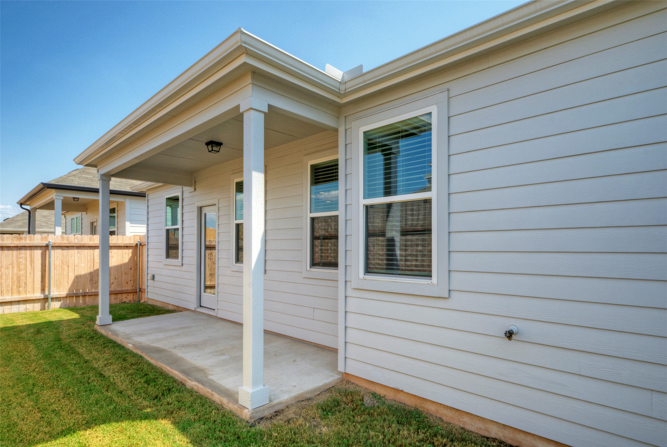 2312 Castillo Drive Round Rock, TX 78664 - Photo 20 of 21 a front view of a house with a porch