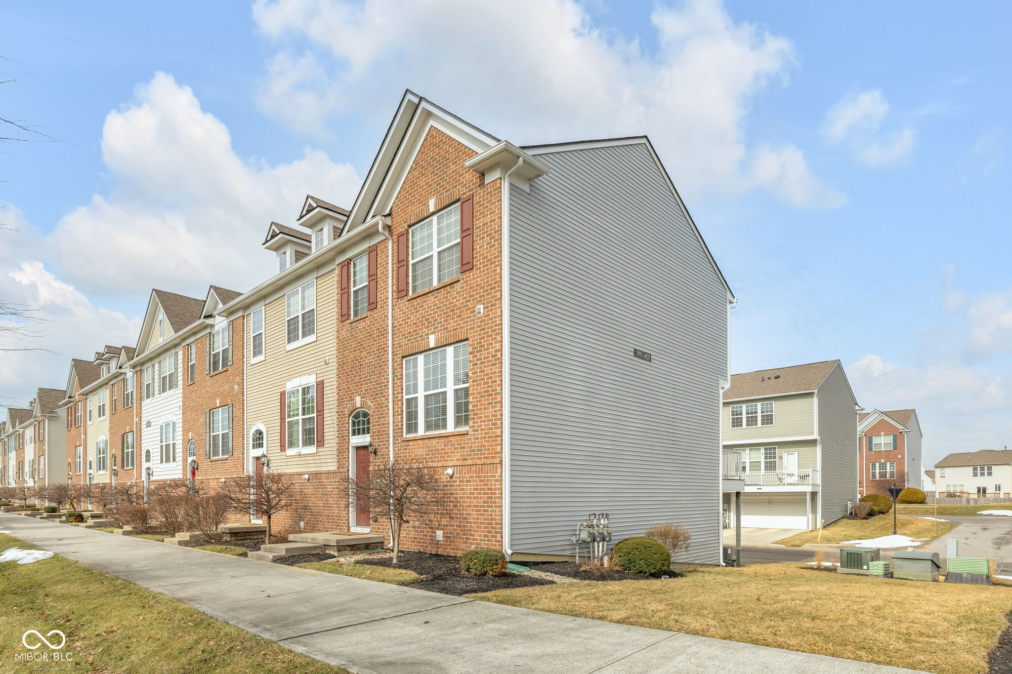 14029 Wimbleton Way Fishers, IN 46037 - Photo 2 of 36