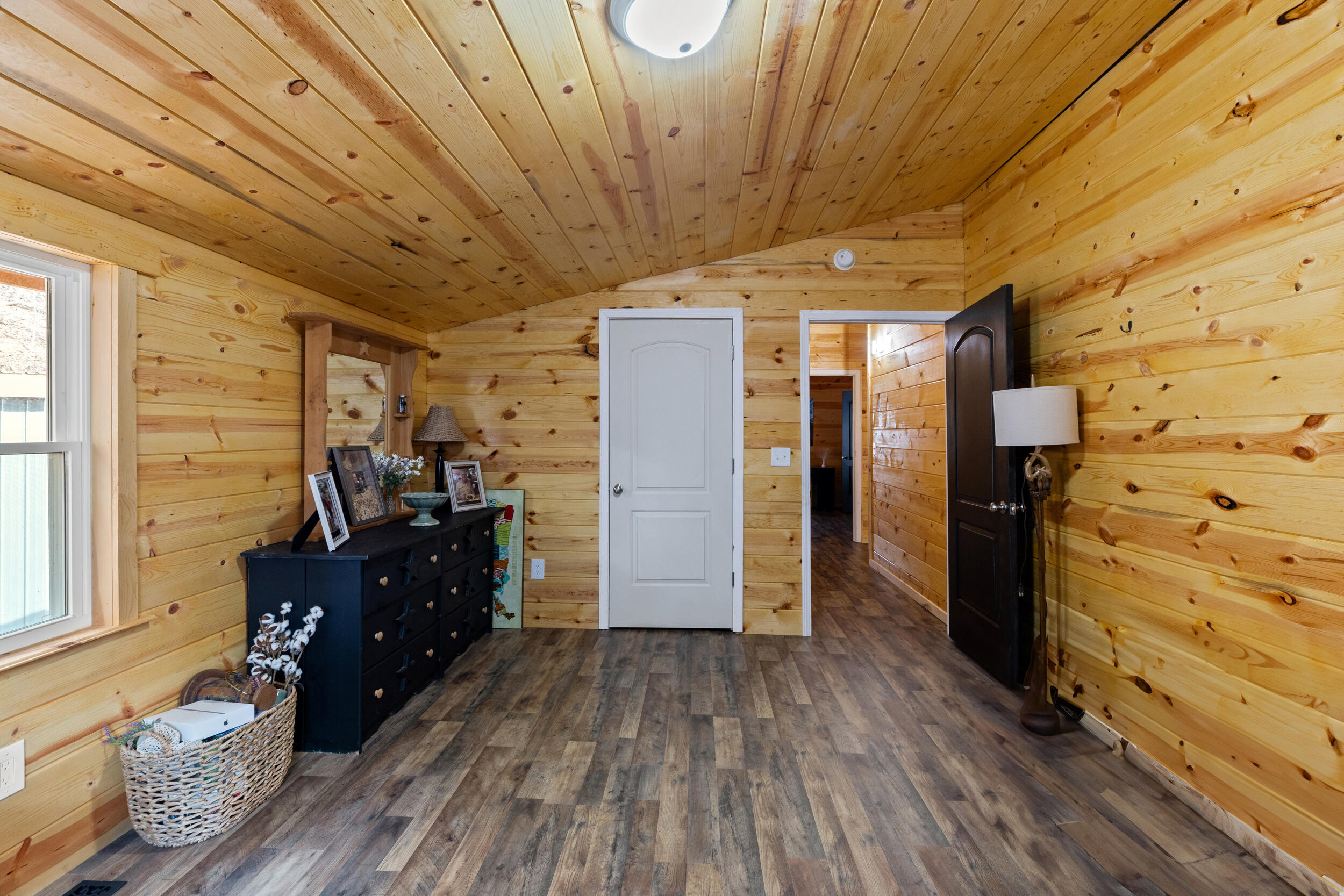 1276 Manning Road Stanton, KY 40380 - Photo 22 of 38 3rd Bedroom Main Cabin