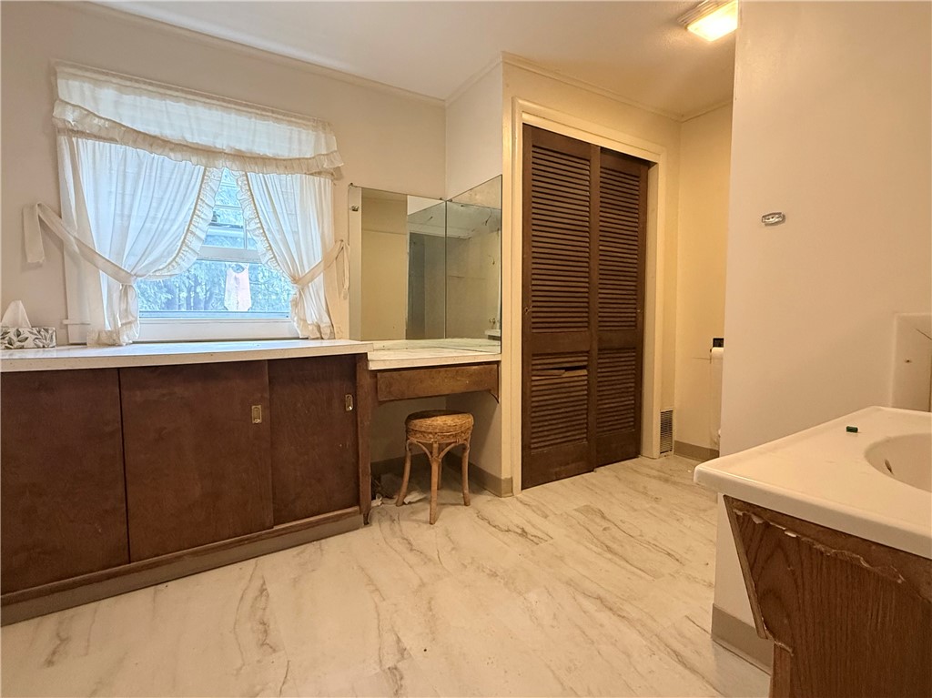 199 Wall Street Corning, NY 14830 - Photo 15 of 17