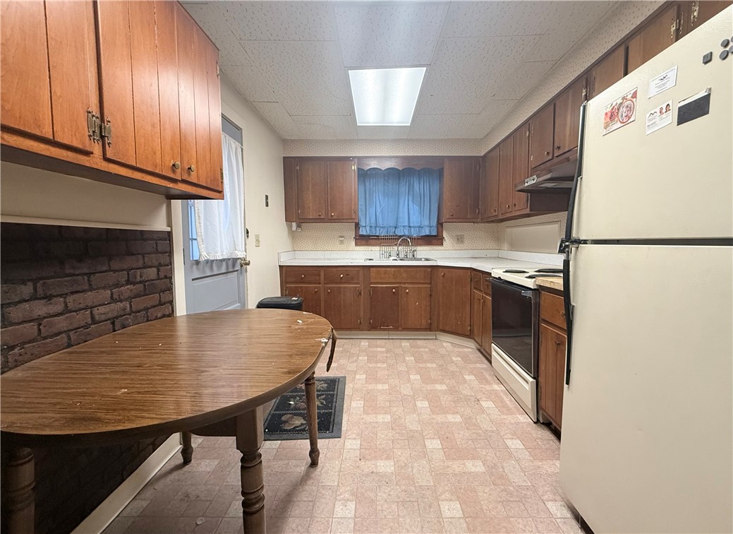 199 Wall Street Corning, NY 14830 - Photo 7 of 17