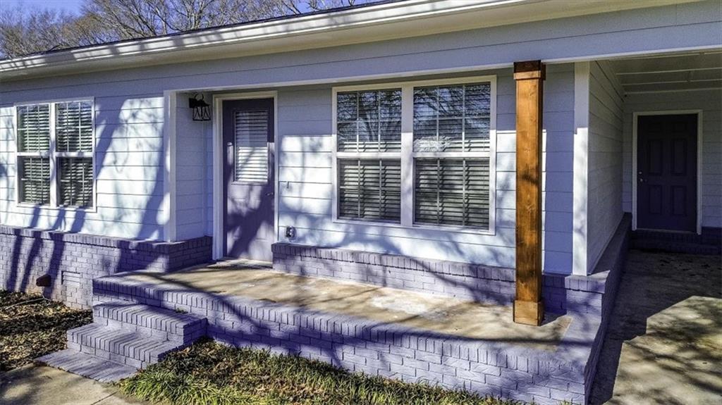 284 Doster Avenue Monroe, GA 30656 - Photo 2 of 39