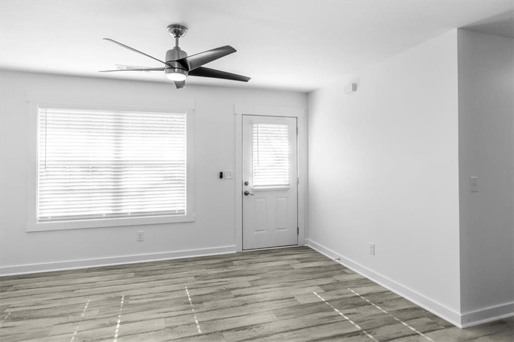 284 Doster Avenue Monroe, GA 30656 - Photo 3 of 39