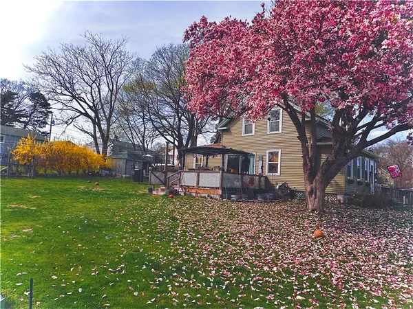 $389,000 | 37 Aldrich Street, West Warwick, RI 02893