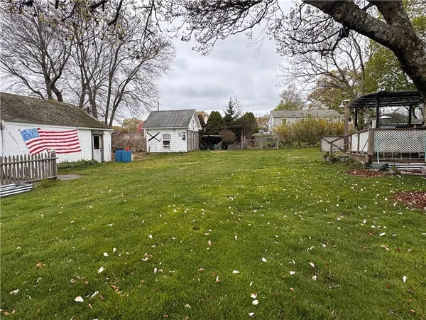 $389,000 | 37 Aldrich Street, West Warwick, RI 02893