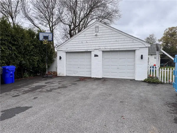 $389,000 | 37 Aldrich Street, West Warwick, RI 02893