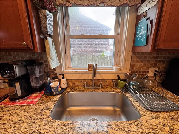 $389,000 | 37 Aldrich Street, West Warwick, RI 02893