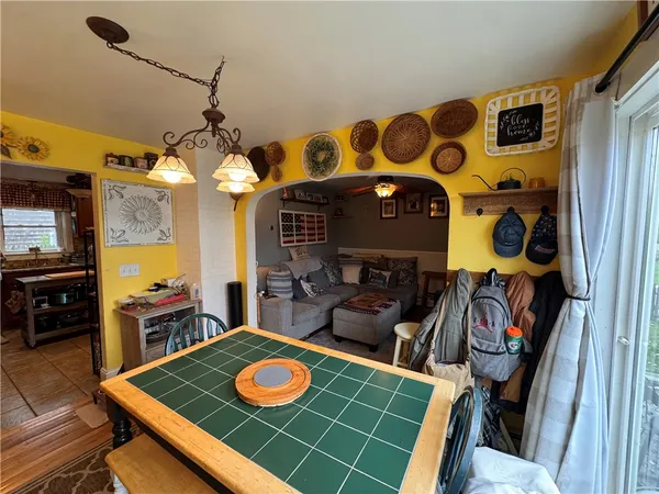 $389,000 | 37 Aldrich Street, West Warwick, RI 02893