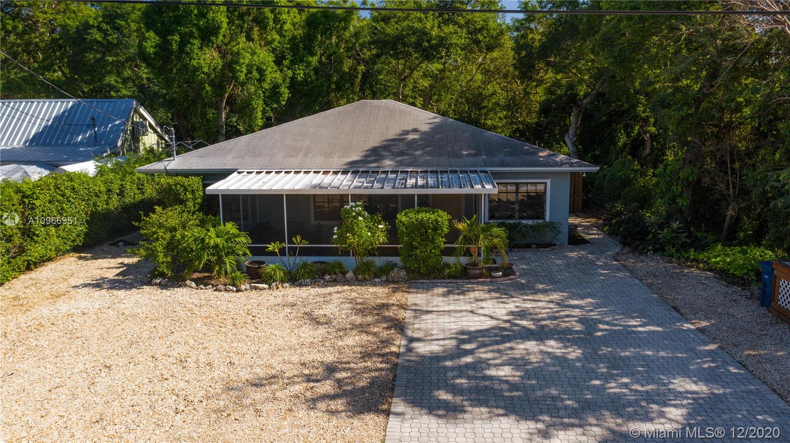1030 Gibraltar Road Key Largo, FL 33037 - Photo 4 of 28 Gallery Image 4