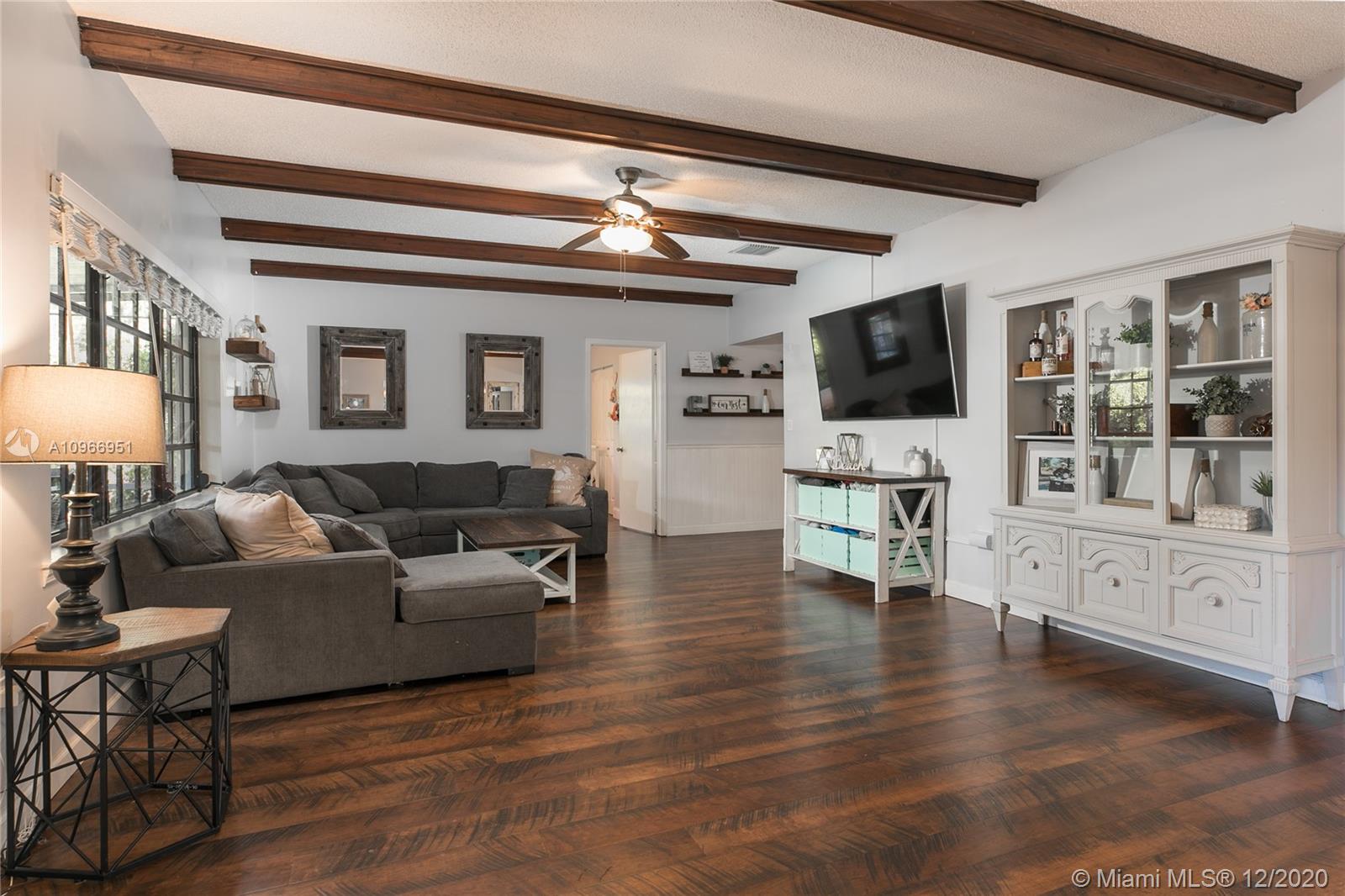 1030 Gibraltar Road Key Largo, FL 33037 - Photo 8 of 28 Gallery Image 8