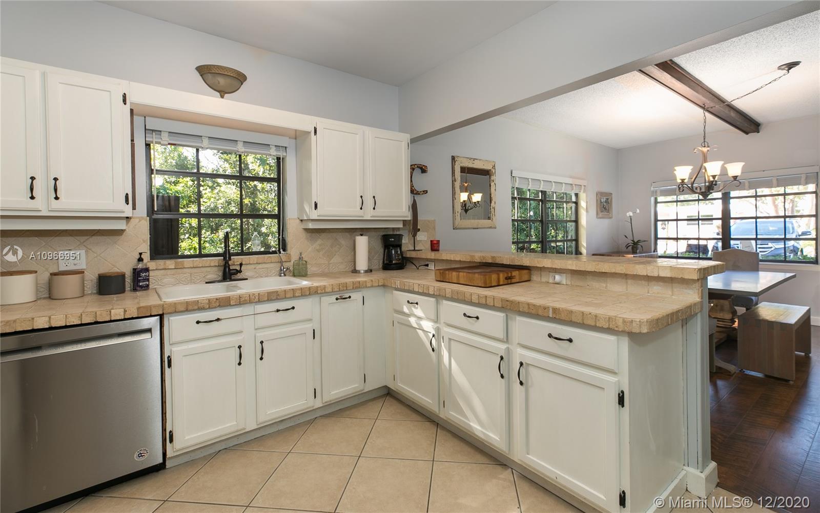 1030 Gibraltar Road Key Largo, FL 33037 - Photo 10 of 28 Gallery Image 10