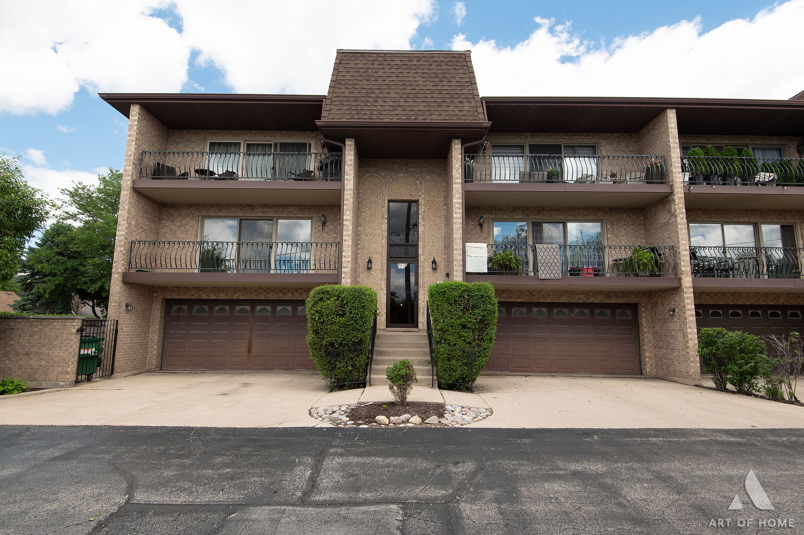 9839 Natoma Avenue, Unit 5 Chicago Ridge, IL 60415 - Photo 2 of 36