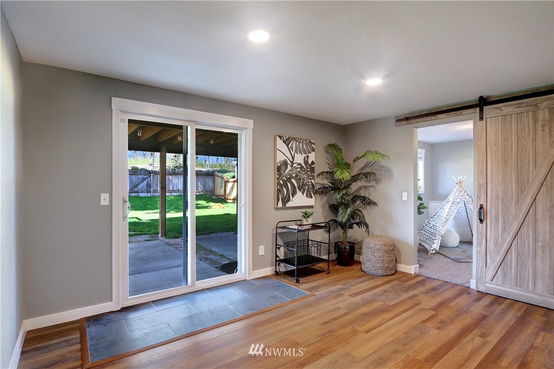 1900 16th Place Southeast Renton, WA 98055 - Photo 19 of 32 Gallery Image 19