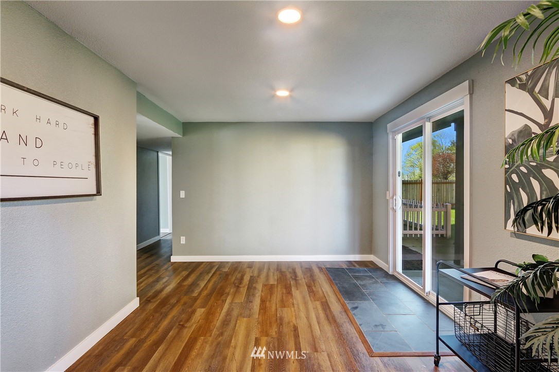 1900 16th Place Southeast Renton, WA 98055 - Photo 20 of 32 Gallery Image 20