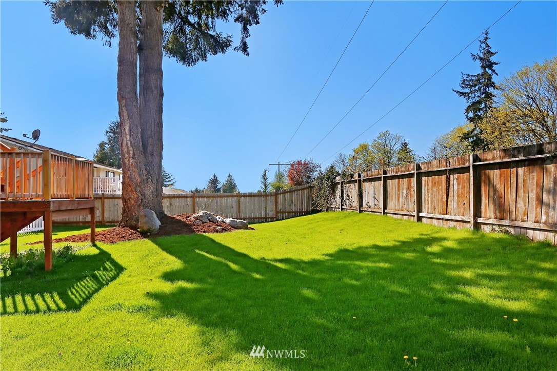 1900 16th Place Southeast Renton, WA 98055 - Photo 28 of 32 Gallery Image 28