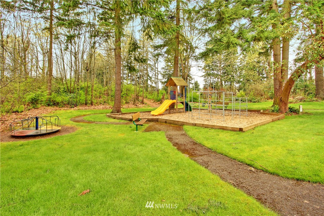 1900 16th Place Southeast Renton, WA 98055 - Photo 32 of 32 Gallery Image 32