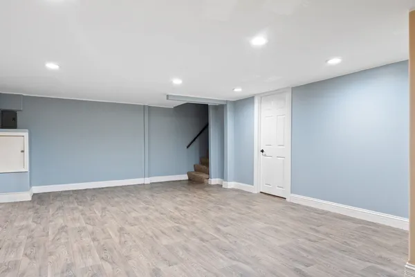 $299,000 | 11 Cour Caravelle, Unit 11, Palos Hills, IL 60465