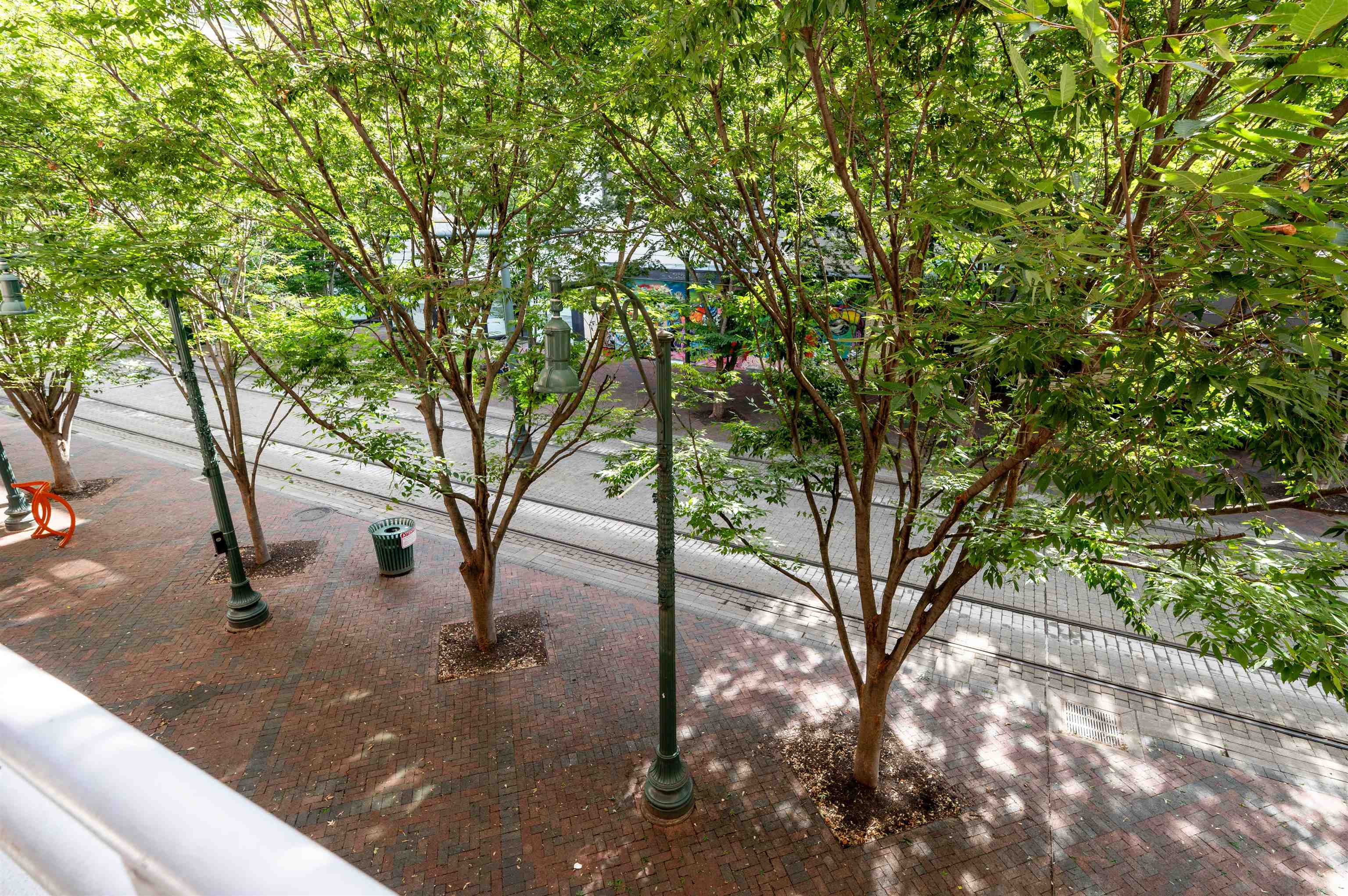 95 South Main Street, Unit 204 Memphis, TN 38103 - Photo 17 of 18 a view of yard