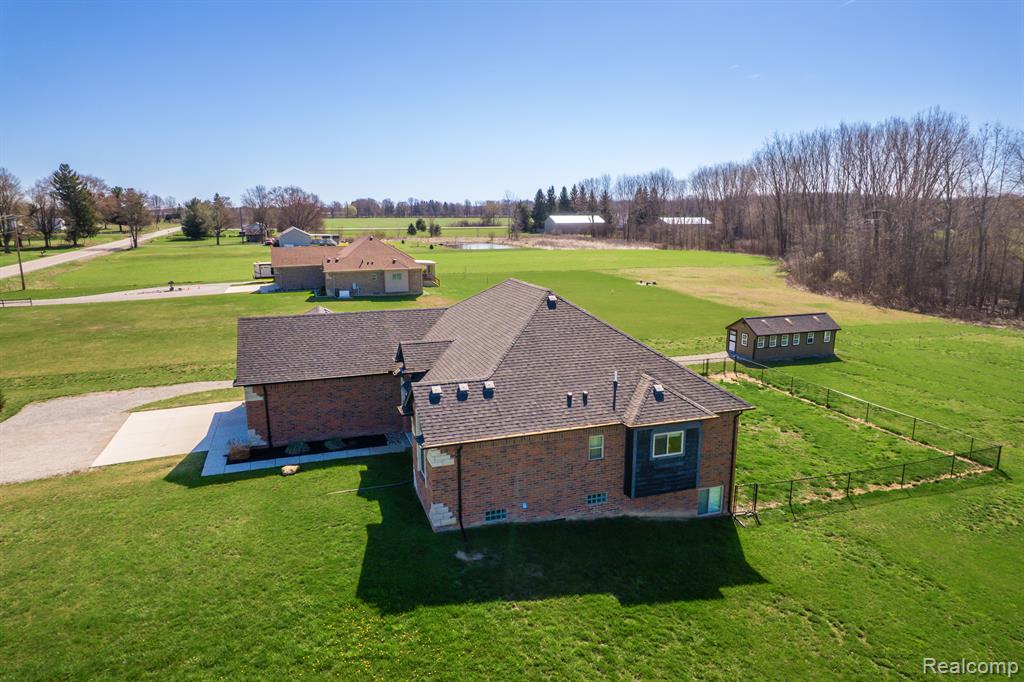 8520 Almont Road Almont, MI 48003 - Photo 42 of 47