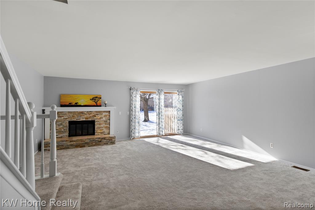515 Tennyson Rochester Hills, MI 48307 - Photo 7 of 28 Gallery Image 7