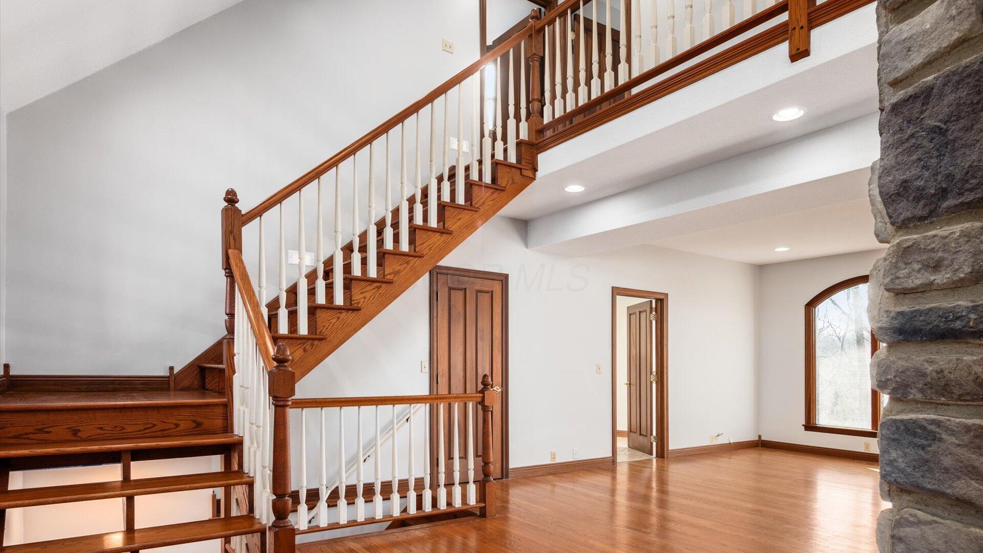 18988 Claypool Road Nashport, OH 43830 - Photo 23 of 50 Stairway