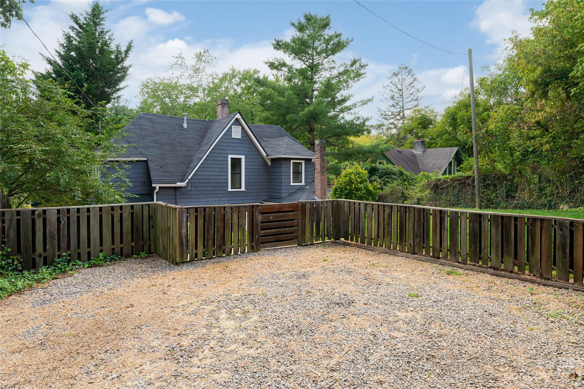 5 Chatham Road Asheville, NC 28804 - Photo 37 of 39 Gallery Image 37