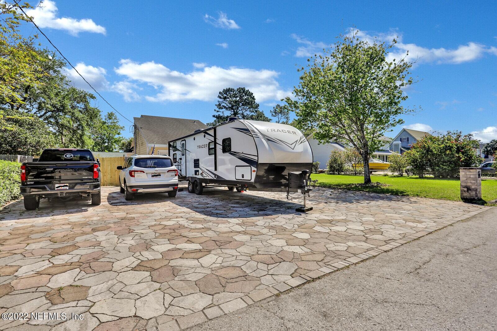 3413 Thalia Road Jacksonville, FL 32250 - Photo 3 of 7 03_2P5A1530 (1)_mls