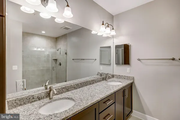 $5,975 | 1905 Richmond Highway, Unit 102, Alexandria, VA 22301