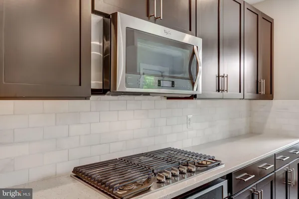$5,975 | 1905 Richmond Highway, Unit 102, Alexandria, VA 22301