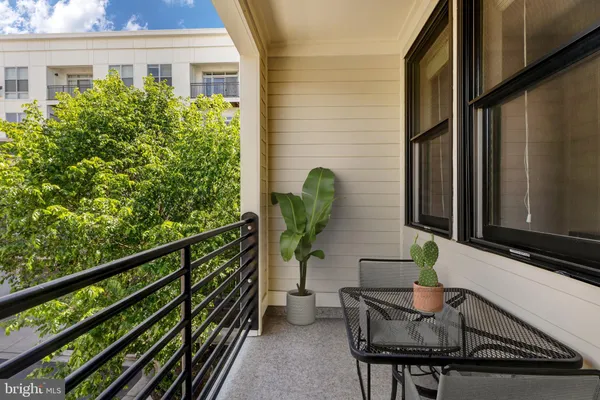 $5,975 | 1905 Richmond Highway, Unit 102, Alexandria, VA 22301