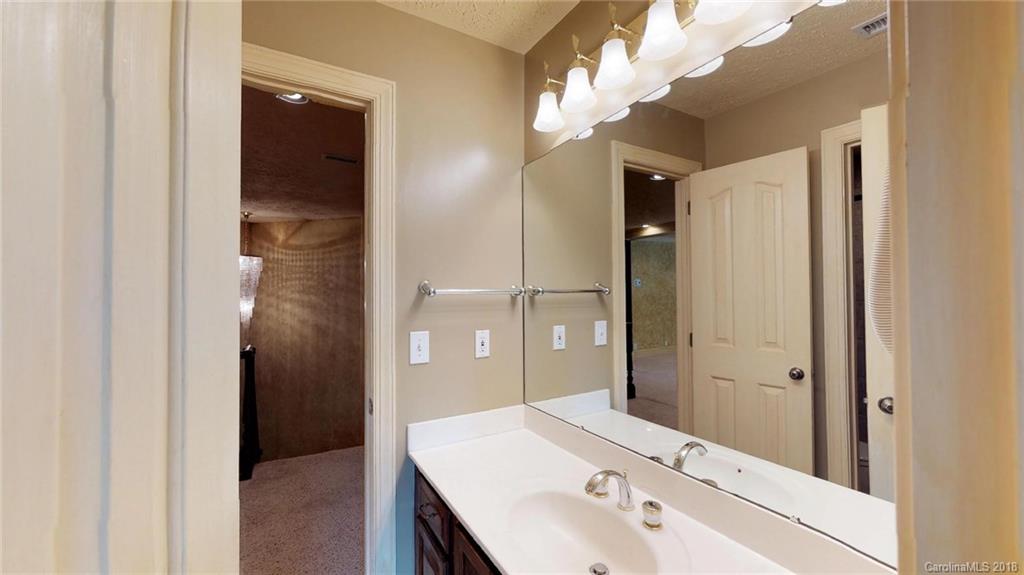 1901 Cortelyou Road Charlotte, NC 28211 - Photo 20 of 36 Gallery Image 20