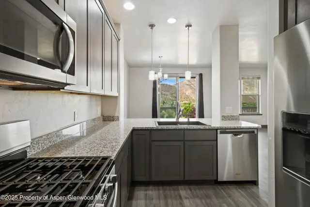 $685,000 | 123 Redstone Drive, New Castle, CO 81647