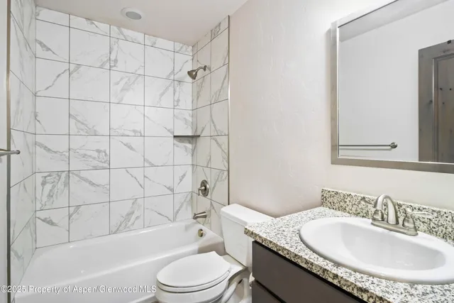 $685,000 | 123 Redstone Drive, New Castle, CO 81647